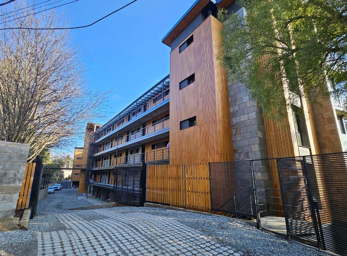 Foto de Moderno departamento en Bariloche, imagen 1
