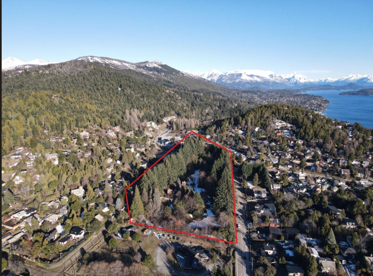 Foto de Lote en el centro de Bariloche Av. Pioneros 800, imagen 2