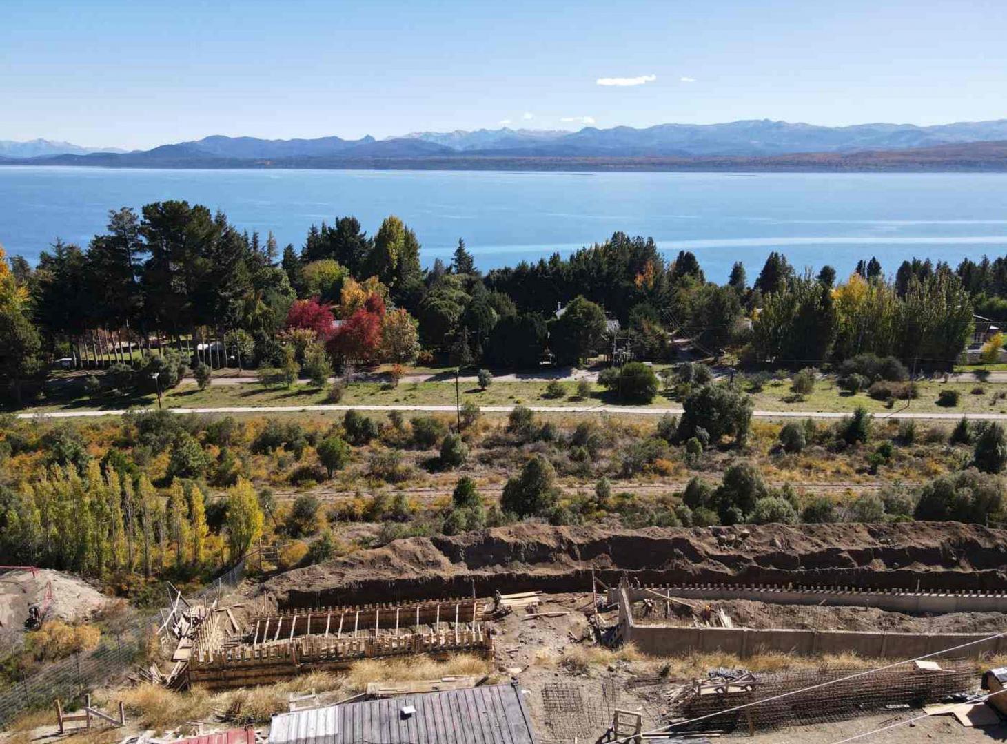 Foto de DEPARTAMENTO DÚPLEX 2 AMB. CON VISTA PLENA AL LAGO, imagen 3