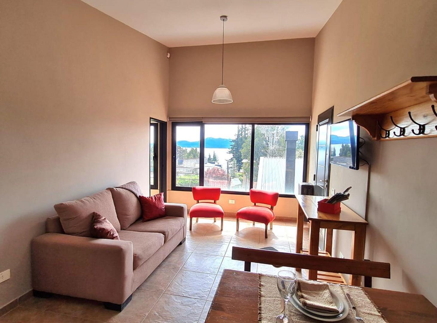 Foto de ALQUILER PH en Barrio Melipal Vista al Lago, imagen 1
