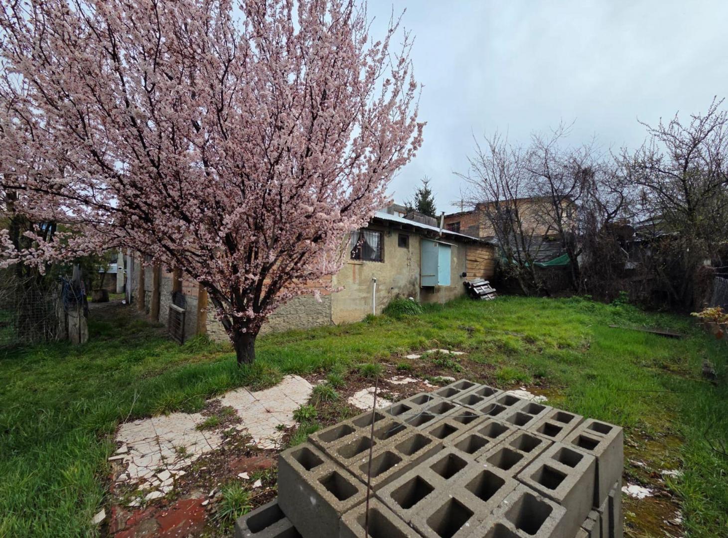 Foto de Venta de casa a remodelar -APTO CREDITO- BARILOCHE, imagen 1