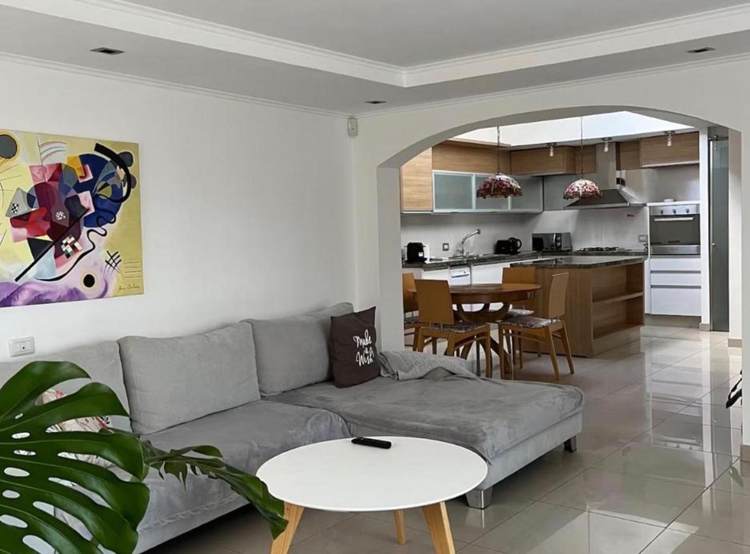 Foto de ESPECTACULAR CASA A LA VENTA B. BELGRANO., imagen 5