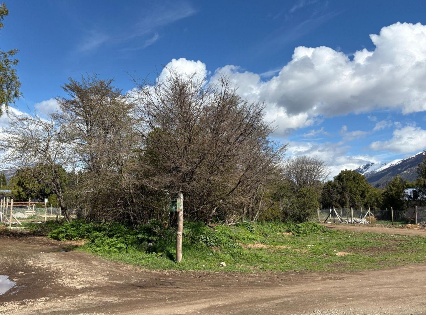 Foto de Lote en esquina Barrio Tres Lagos - Bariloche, imagen 1