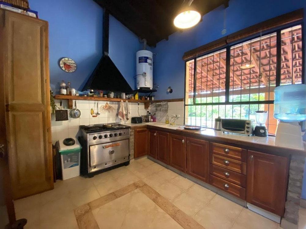 Foto de DON TORCUATO. LINDISIMA CASA EN VENTA SOBRE MAS DE 1800M2 DE LOTE., imagen 2