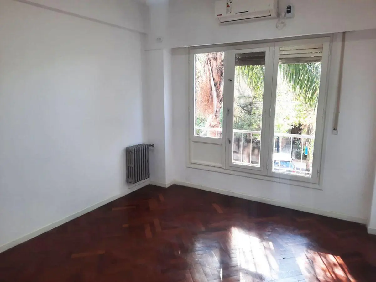 MONOAMBIENTE EN ALQUILER EN EL EXCLUSIVO EDIFICIO HINDU CLUB. IMPECABLE ESTADO 4