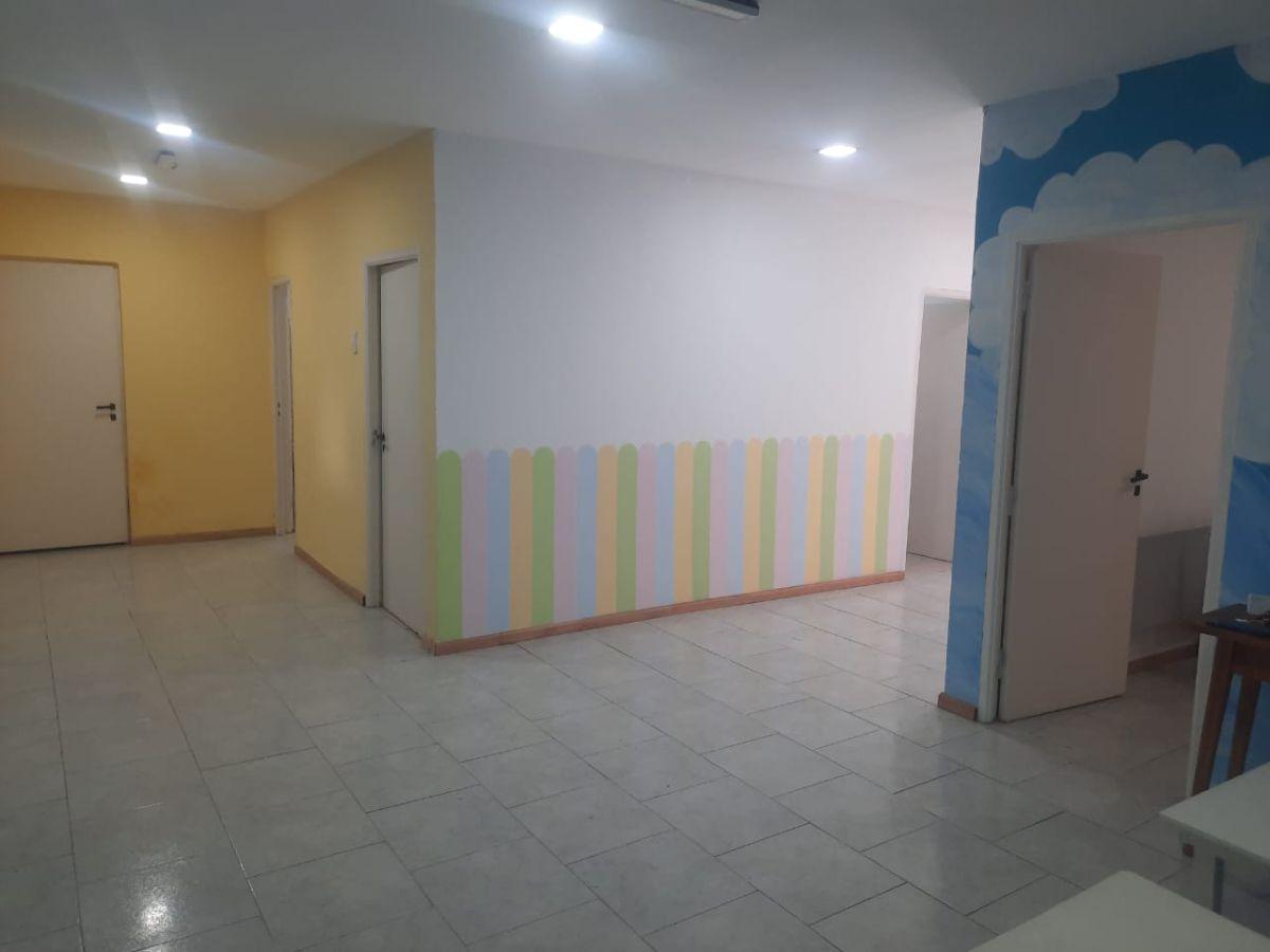 Foto de PARA USO VIVIENDA FAMILIAR O PARA USO COMERCIAL(GIMNASIO,JARDIN DE, imagen 1