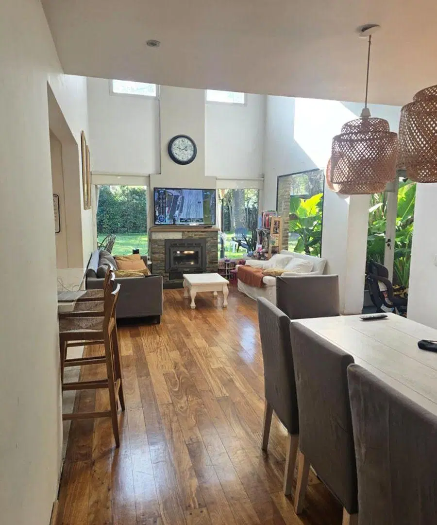 LINDISIMA CASA EN BARRIO CERRADO "ESTANCIA ALVEAR". IMPECABLE! 3 DORMITORIOS EN SUITE. PILETA. 3