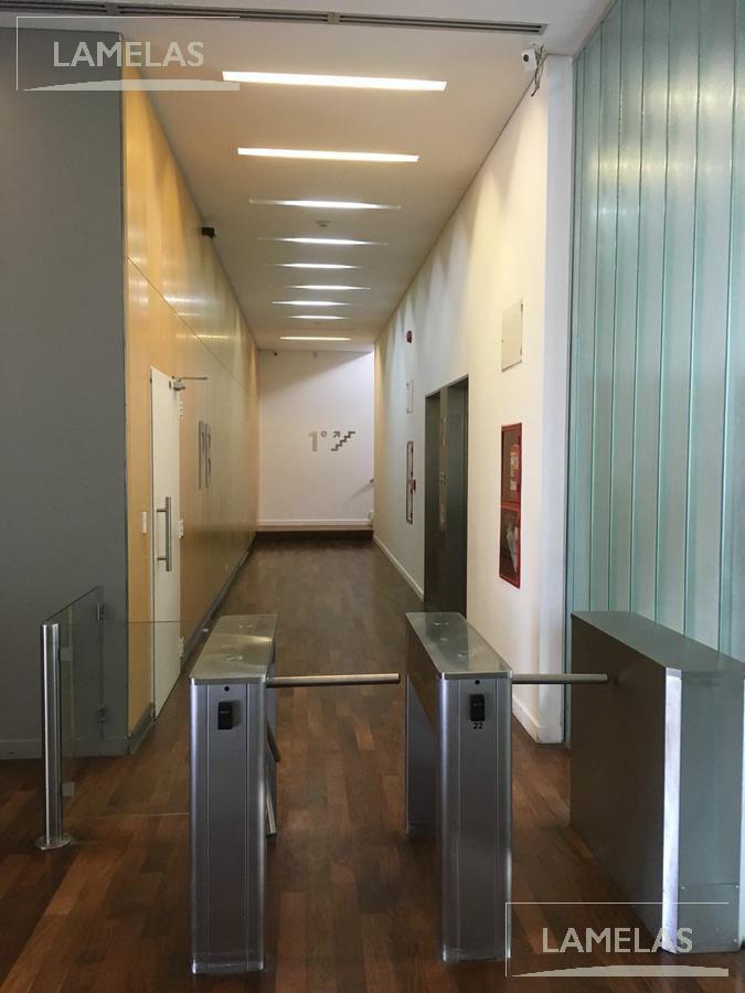 Venta Oficina Forum Puerto Norte Cubo a Rosario 3