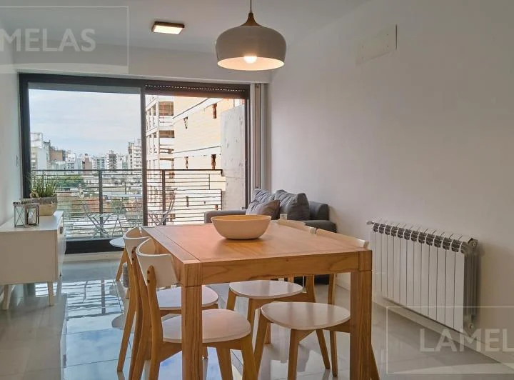 Foto de Venta Departamento 1 dormitorio con doble balcón en Sarmiento 1500, imagen 4
