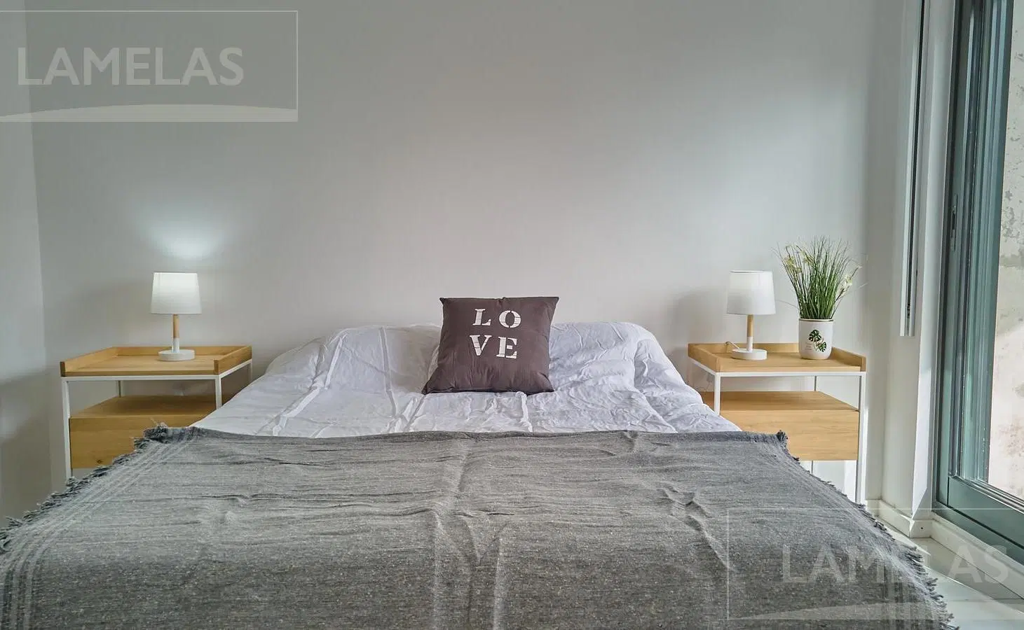 Venta departamento 1 dormitorio con doble balcón Sarmiento 1500 Rosario 4