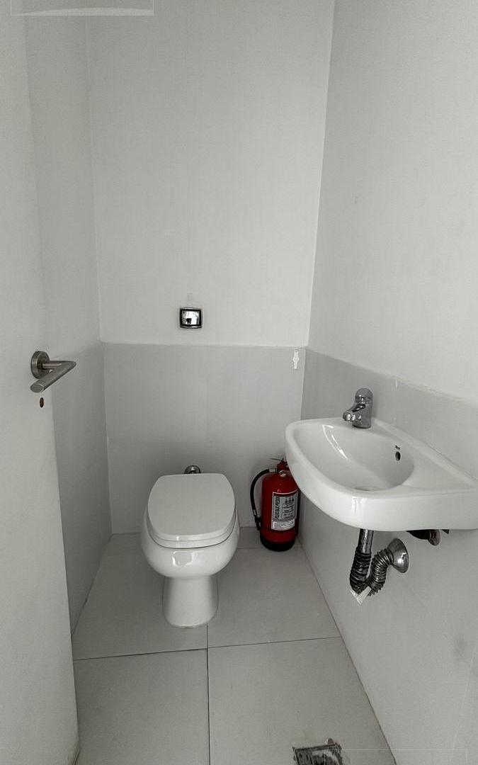Foto de Oficina 44 m2 en alquiler - FORUM Puerto Norte, imagen 2