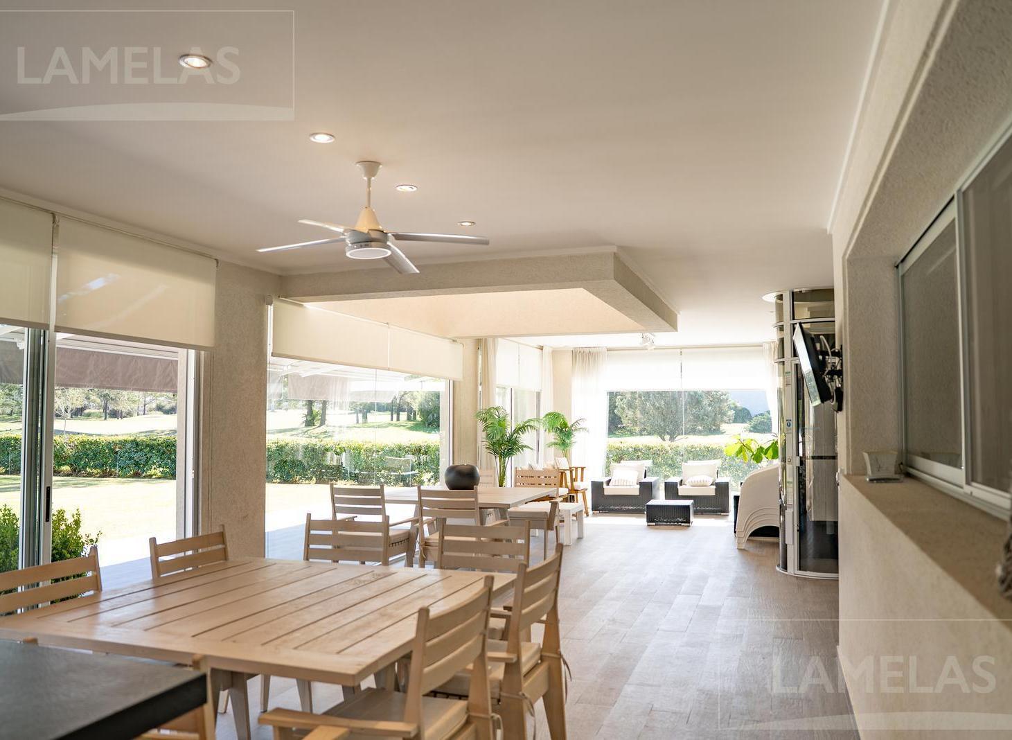 Foto de Casa en venta en Kentucky Club de Campo - 4 dormitorios - Funes, imagen 5