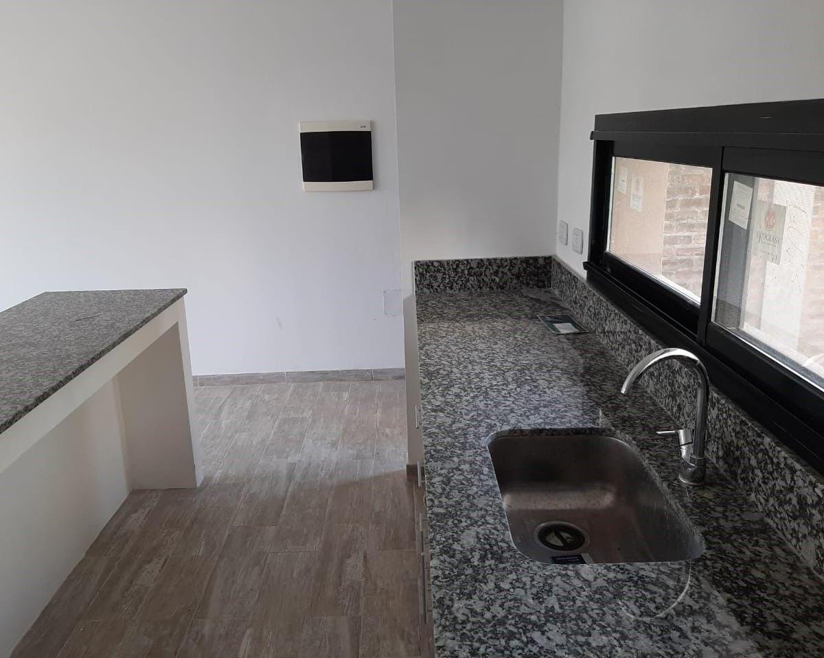 MODERNO Y LINDO DUPLEX EN LAS GLORIAS, MASCHWITZ.