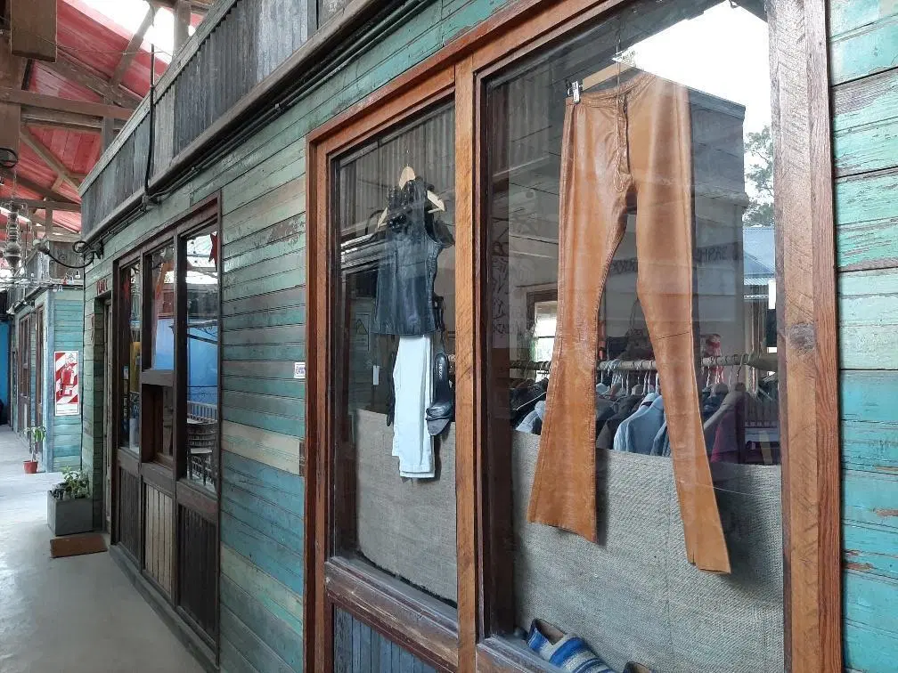 ALQUILER LOCAL U OFICINA EN EL MERCADO DE MASCHWITZ 5