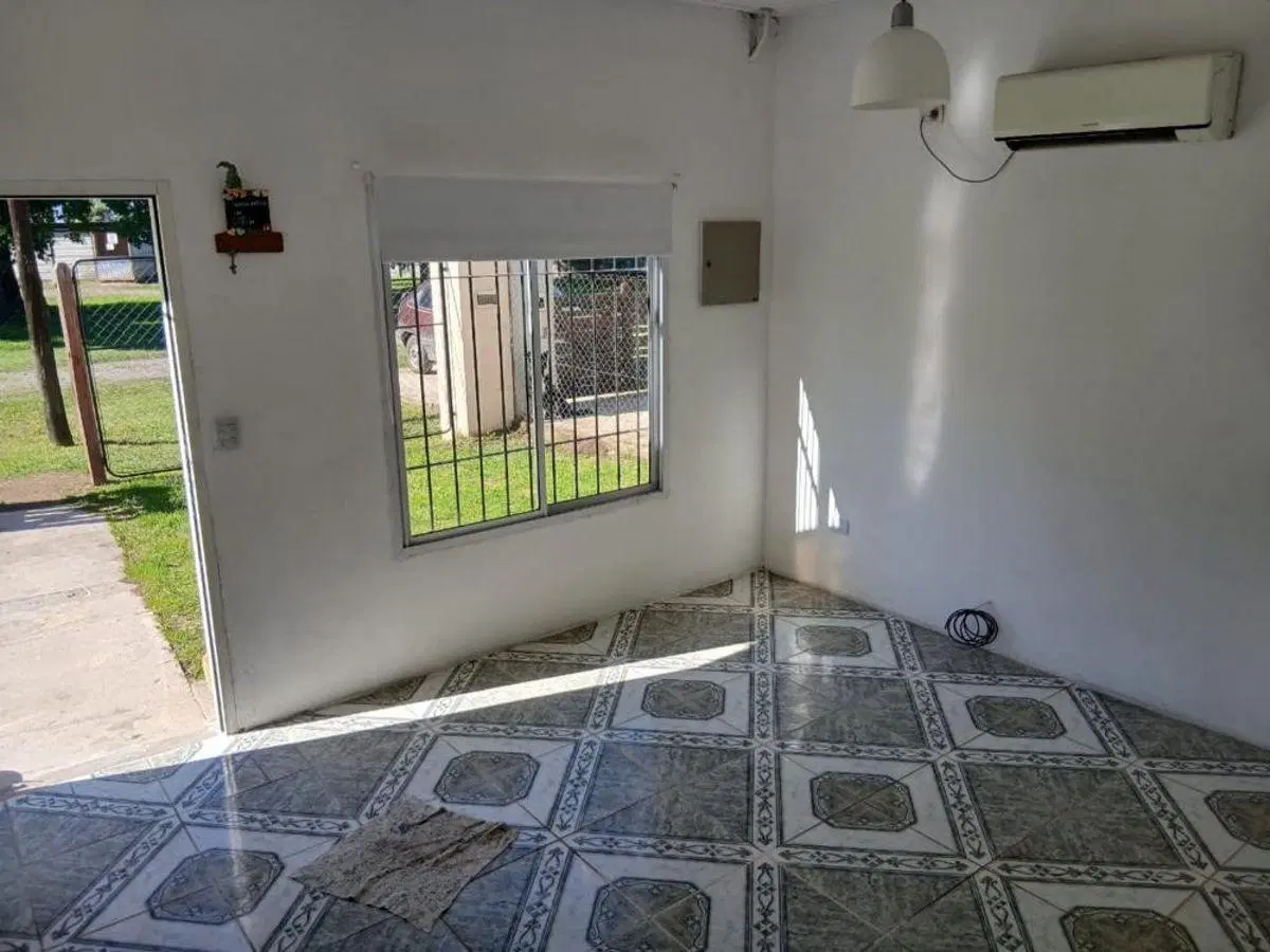Pilar, Barrio Casablanca, Casa de 4 AMB, Buen Estado! 5
