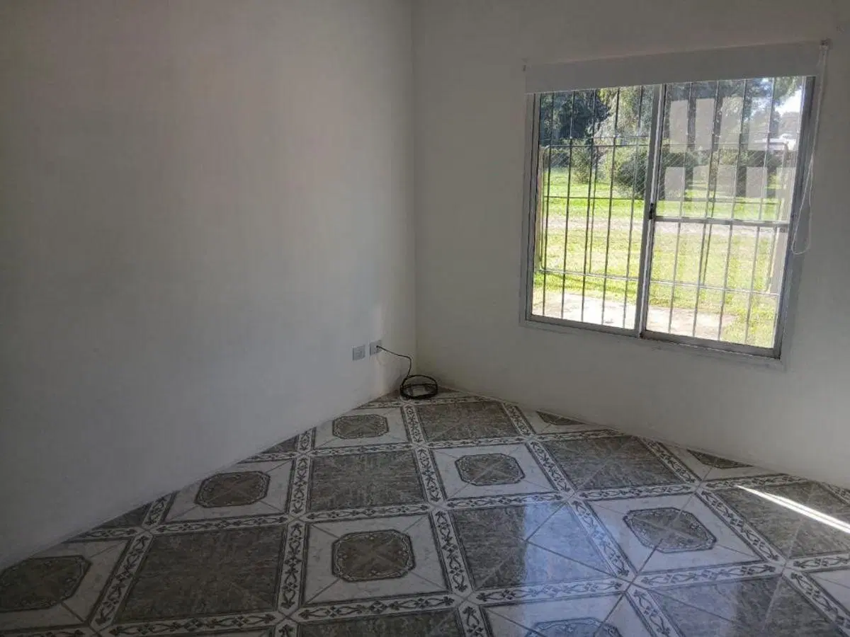 Pilar, Barrio Casablanca, Casa de 4 AMB, Buen Estado! 2