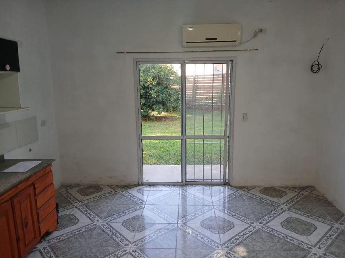 Foto de Pilar, Barrio Casablanca, Casa de 4 AMB, Buen Estado!, imagen 3
