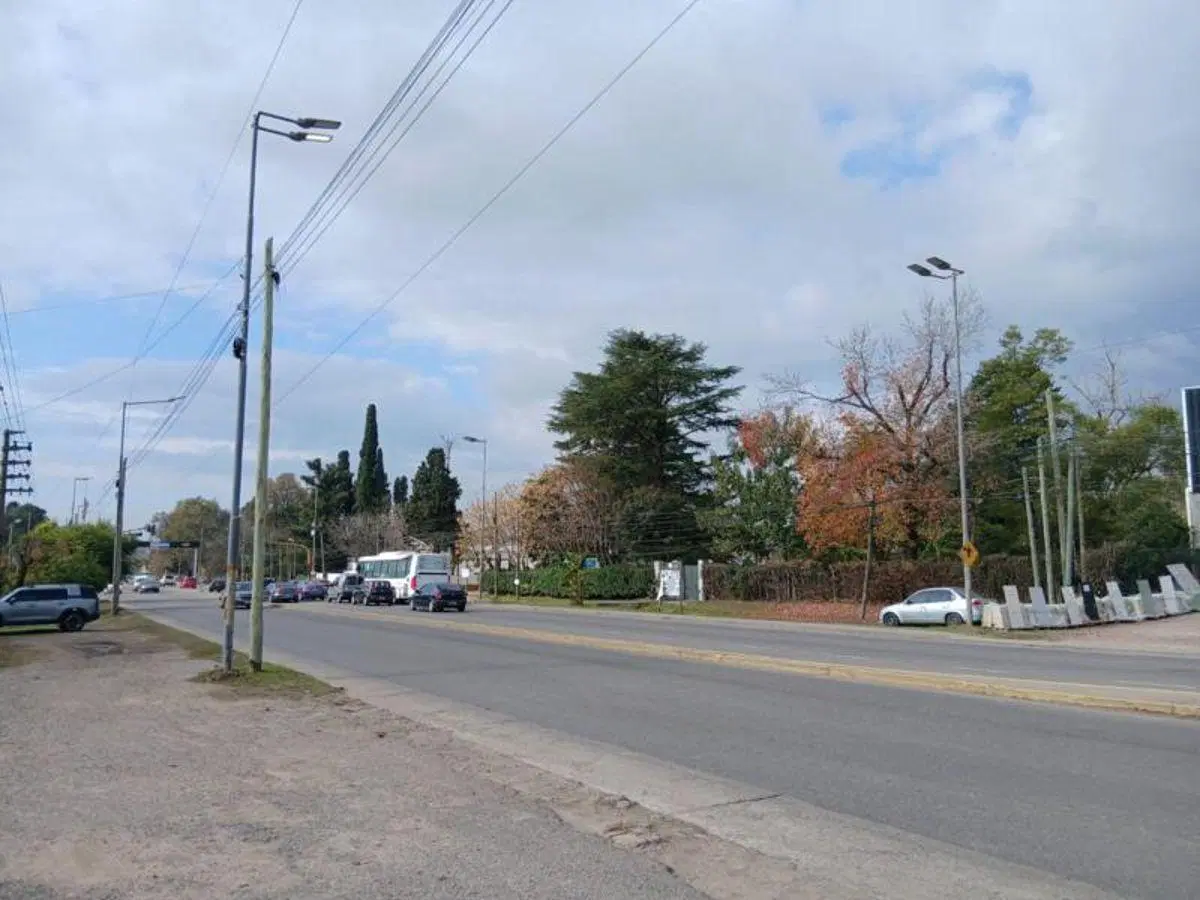 Pilar, La Lonja, LOCAL de 100 m2, muy próximo a Panamericana Km.47! 3