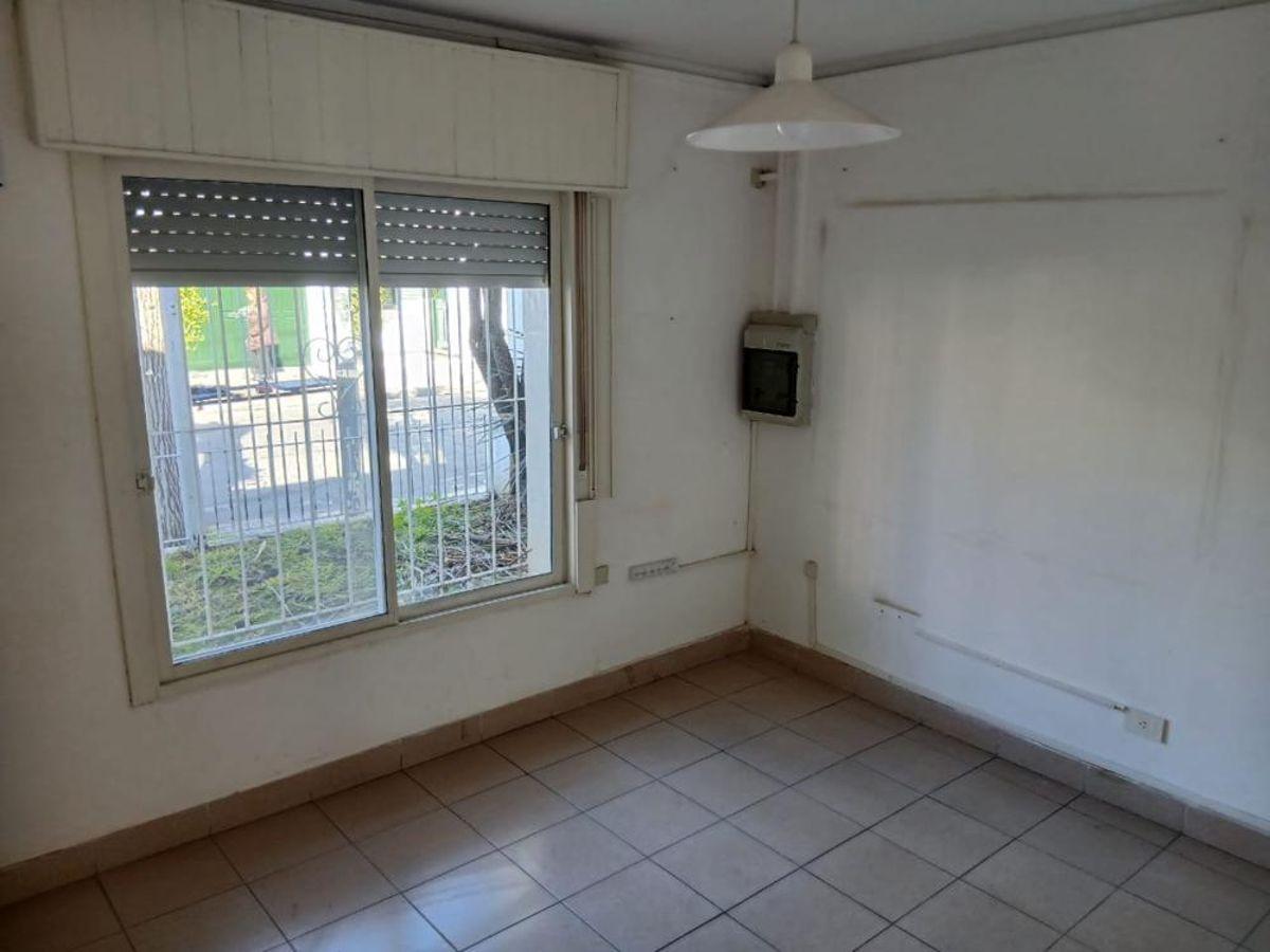 Foto de Pilar centro! OFICINA a la CALLE, 100 m2, 4 AMB y Patio!, imagen 4