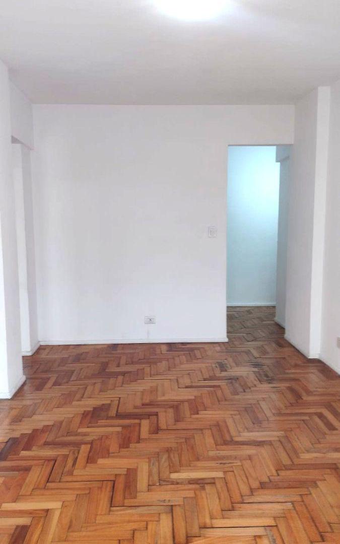 Foto de Departamento en alquiler 3 ambientes con balcón corrido en Av. Olazábal, imagen 5