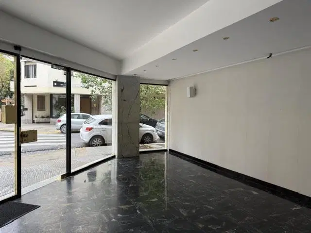 Lindísimo Semipiso en esquina, muy luminoso.. Ecelente estado 3