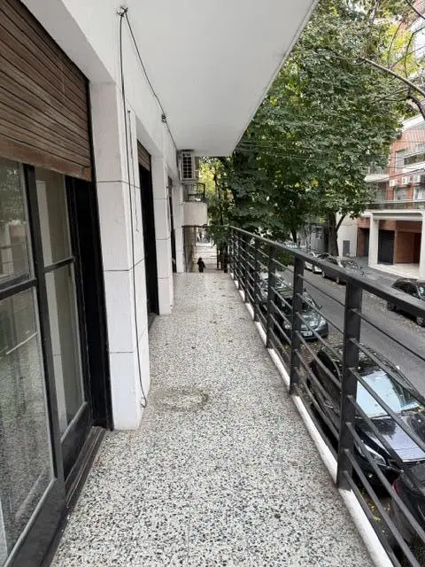 Lindísimo Semipiso en esquina, muy luminoso.. Ecelente estado 1