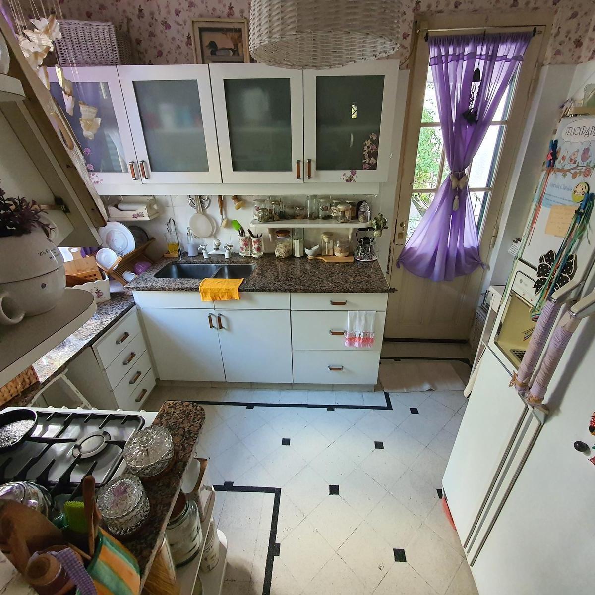 Foto de Chalet estilo inglés en Barrio Parque Banfield | Ideal profesional o, imagen 2