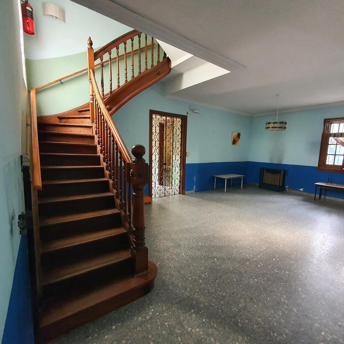 Foto de Casa sobre doble lote en Banfield Oeste, imagen 2
