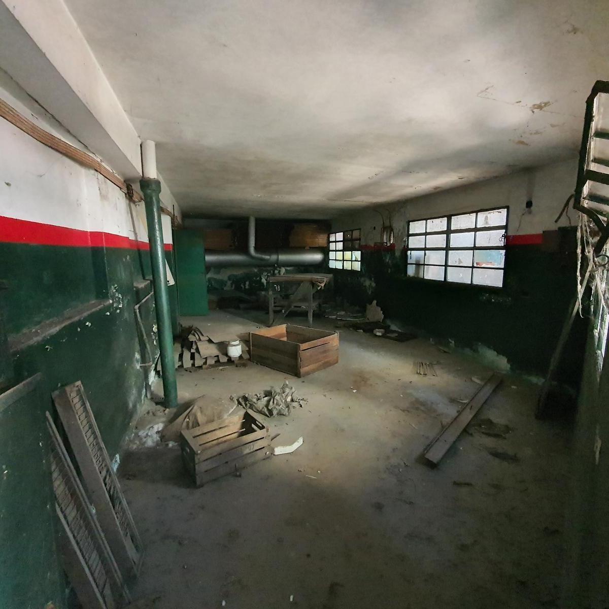 Nave Industrial en Lanus Este 4