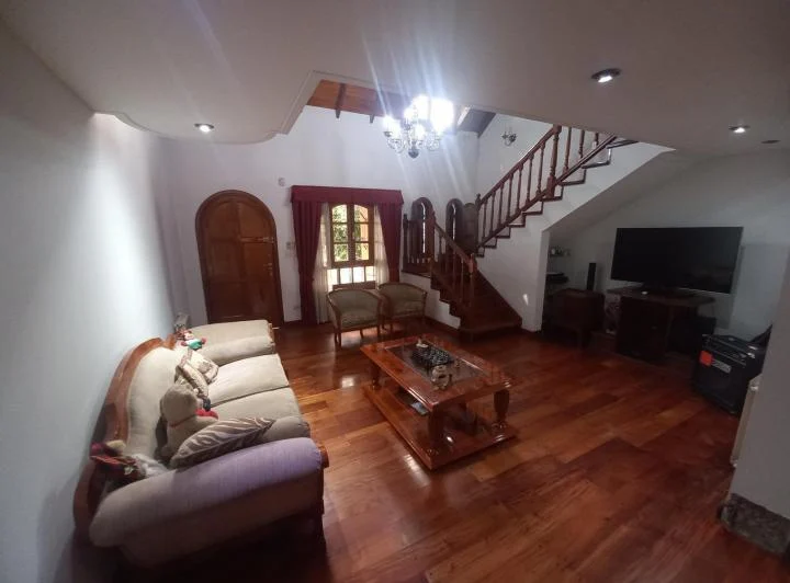 Foto de Casa en Lomas de Zamora este sobre lote de 338 2 totales con, imagen 2