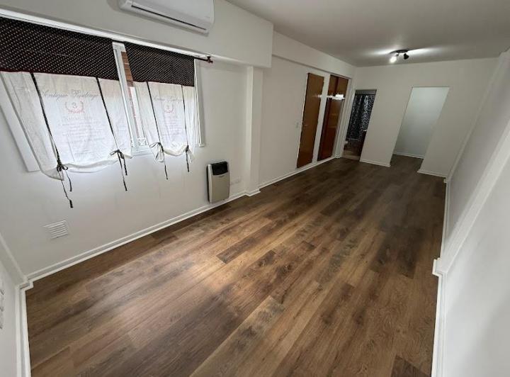 Departamento en Banfield Este 2