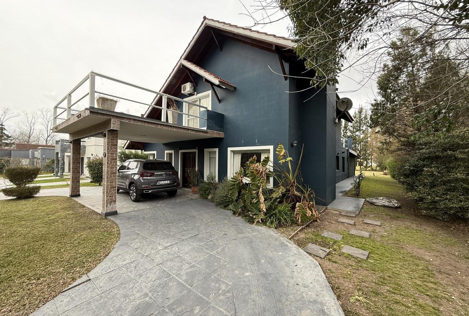 Lote 1300 m² con Piscina y Suite con Vestidor – Venta Directa y Amoblada” ***OPORTUNIDAD***