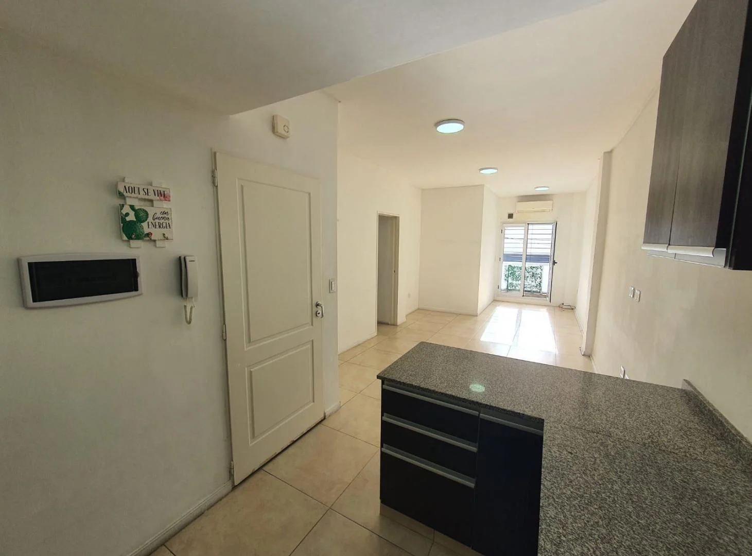 Foto de Departamento de 2 ambientes con cochera descubierta en Gerli Apta, imagen 4
