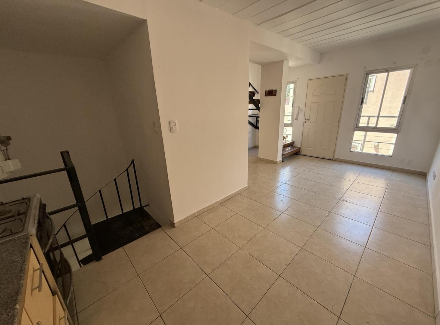 Foto de Oportunidad Triplex en condominio cerrado con cochera, 2 habitaciones y, imagen 5