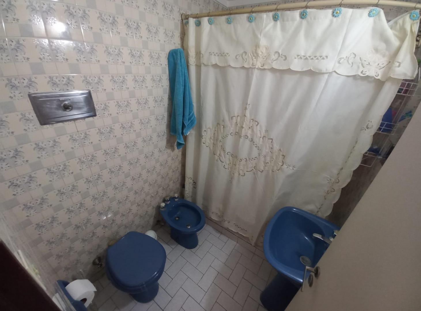 Foto de Departamento de 2 ambientes en pleno centro de Lomas de Zamora Este, imagen 1