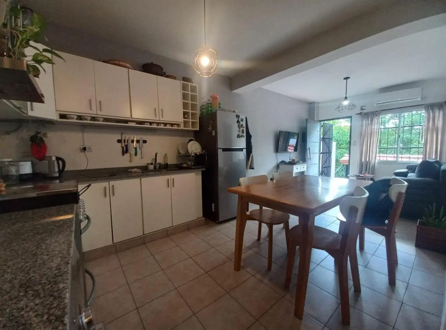 Departamento en primer piso de 3 ambientes en Banfield Oeste 2