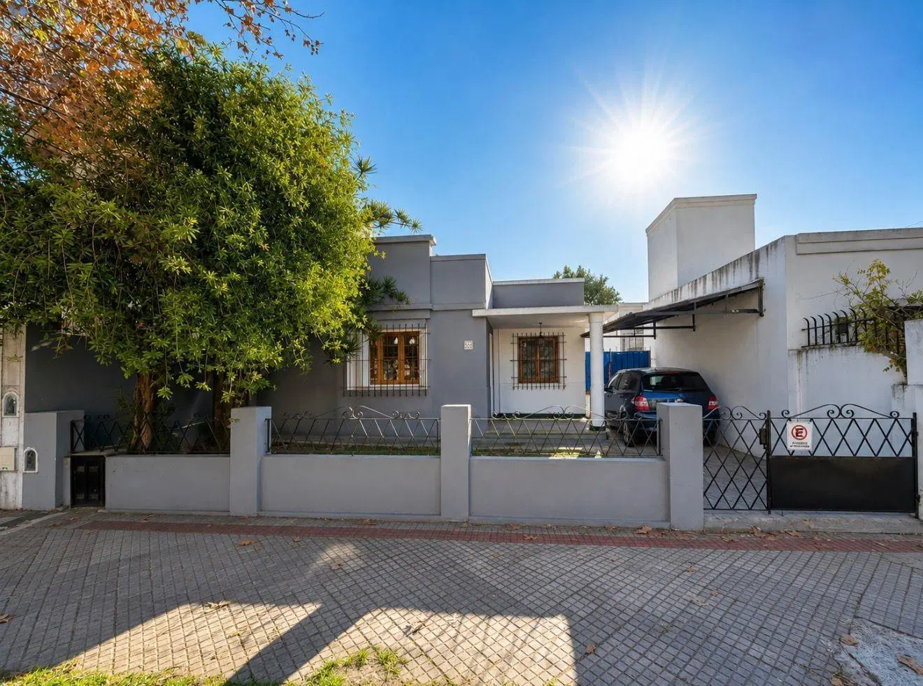casa de 2 dormitorios en la mejor zona de Banfield Oeste 2