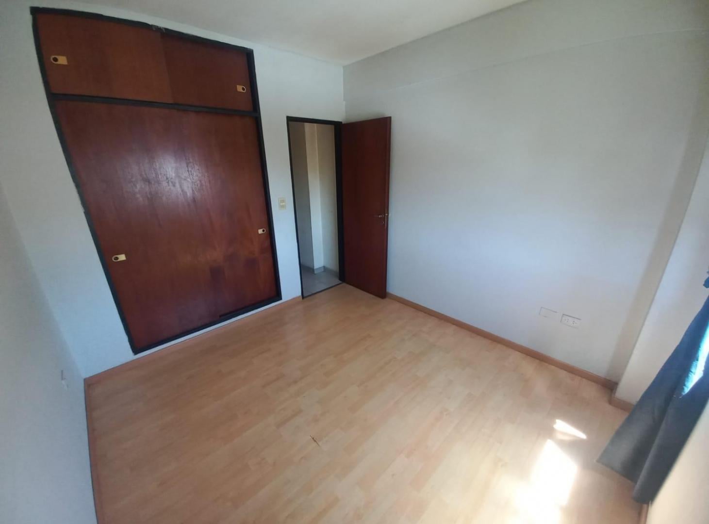 Foto de departamento de 2 ambientes con cochera en lomas de zamora este cerca, imagen 3