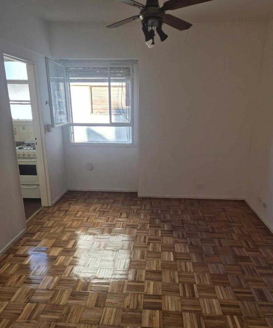 Foto de Urquiza al 200 - 1 amb - BALVANERA - Alquiler, imagen 1