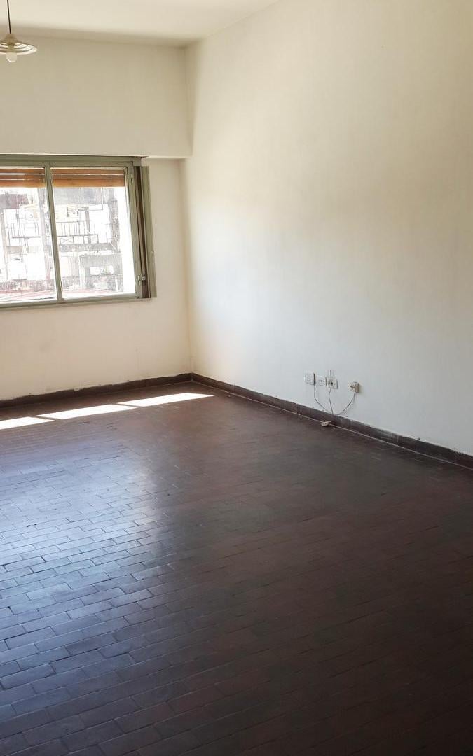 Foto de Tucumán al 2300 - 1 amb - ALQUILER - Facultad, imagen 1