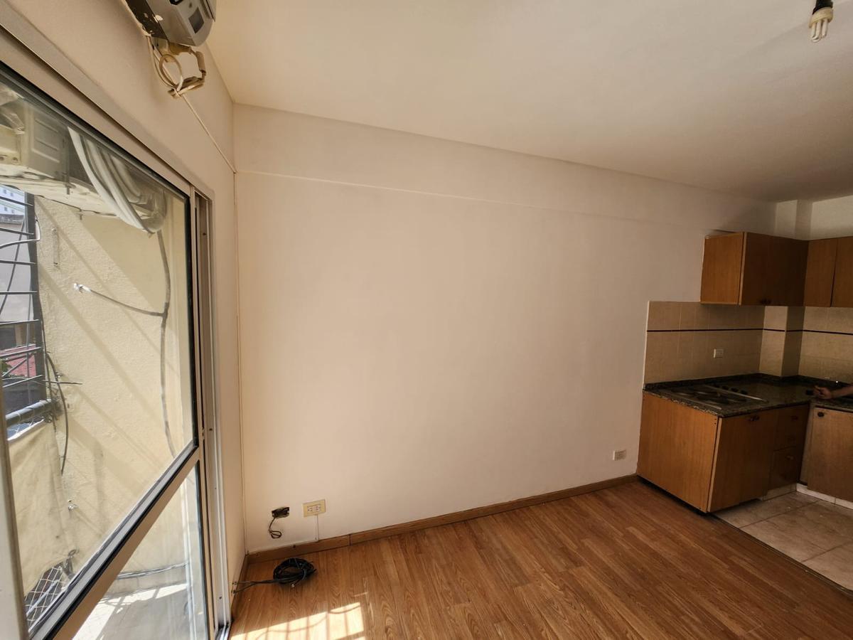 Foto de Virasoro al 700 - 2 amb c/balcón - ALQUILER - Caballito, imagen 3