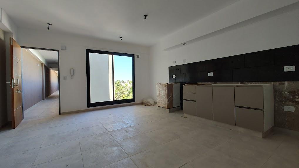 Departamento en Venta Moron, G. B. a. Zona Oeste, 3 Ambientes, Cochera, Pileta 1