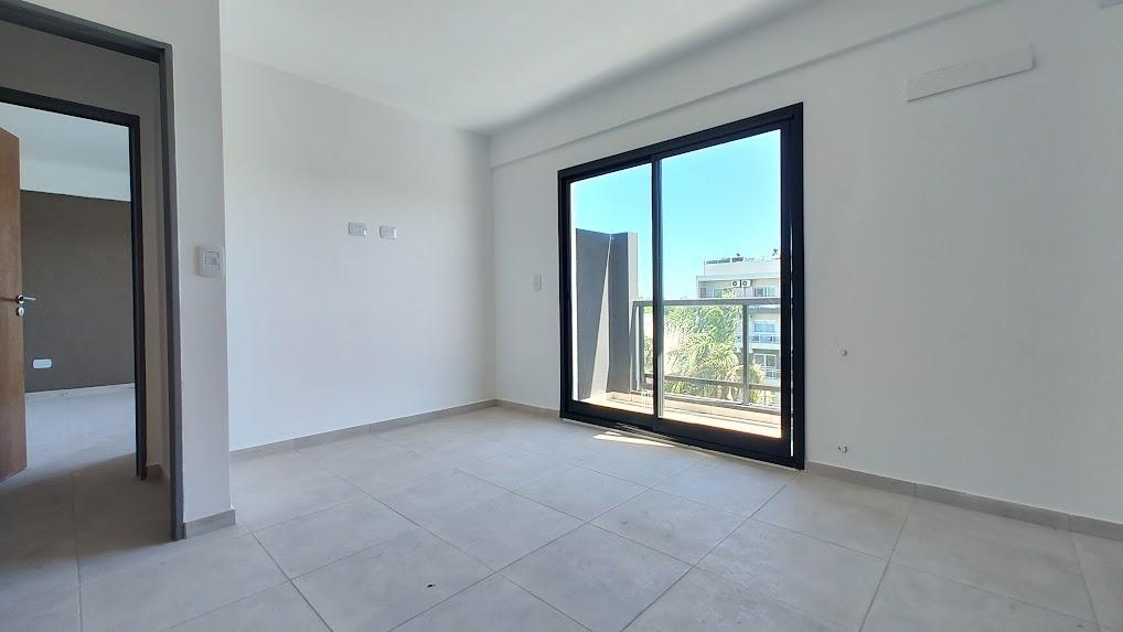 Departamento en Venta Moron, G. B. a. Zona Oeste, 3 Ambientes, Cochera, Pileta 5