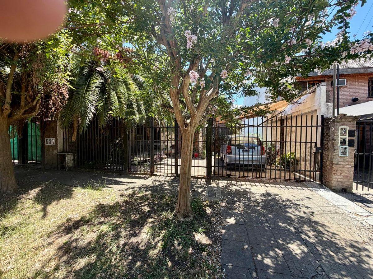 Casa,5 amb,Castelar,4 dorm,Lote 10x45,Apto crédito