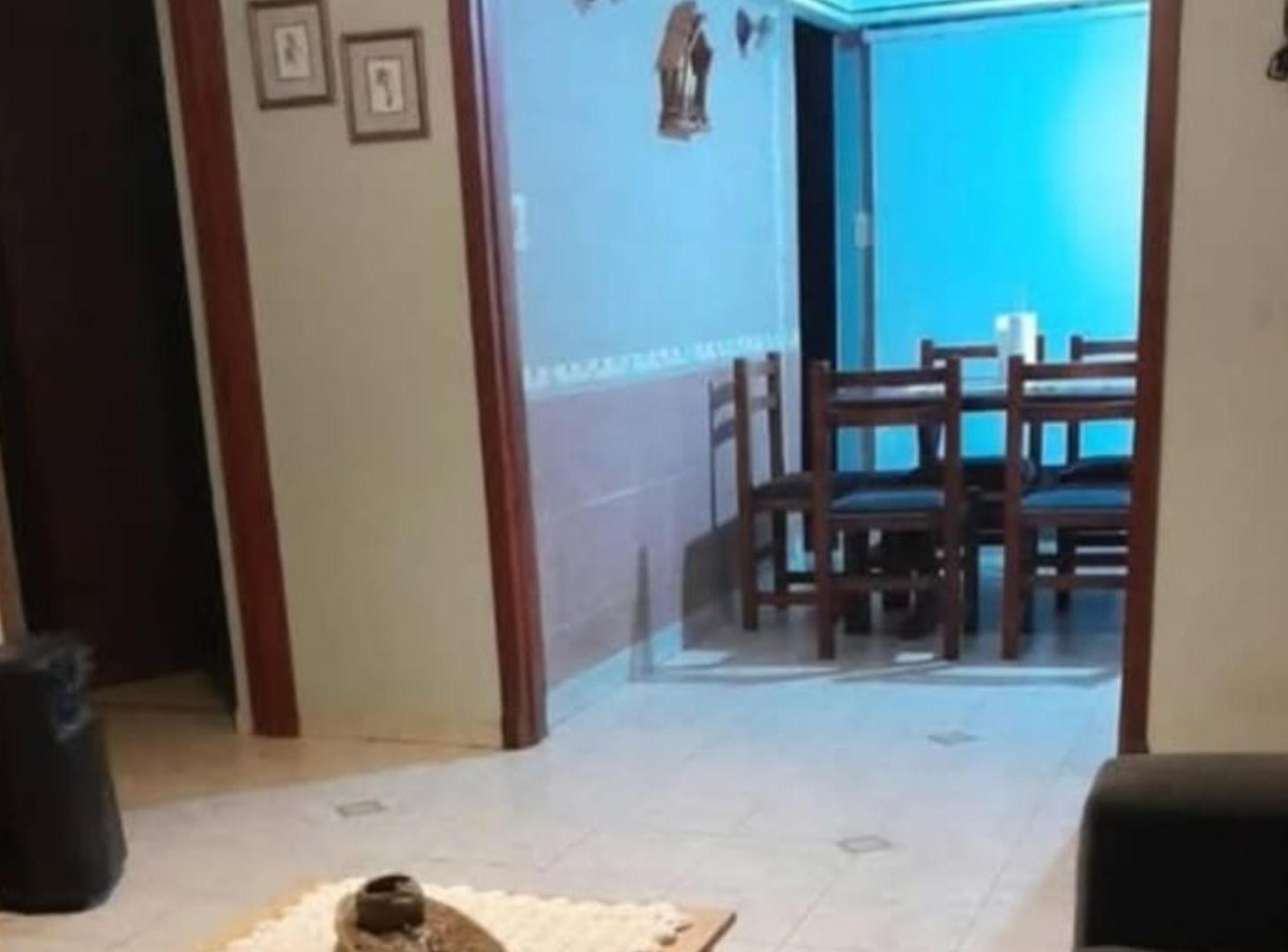 Foto de Venta Casa 3 Dormitorios Morón Lote Propio Pileta Quincho Acepta PH o, imagen 4