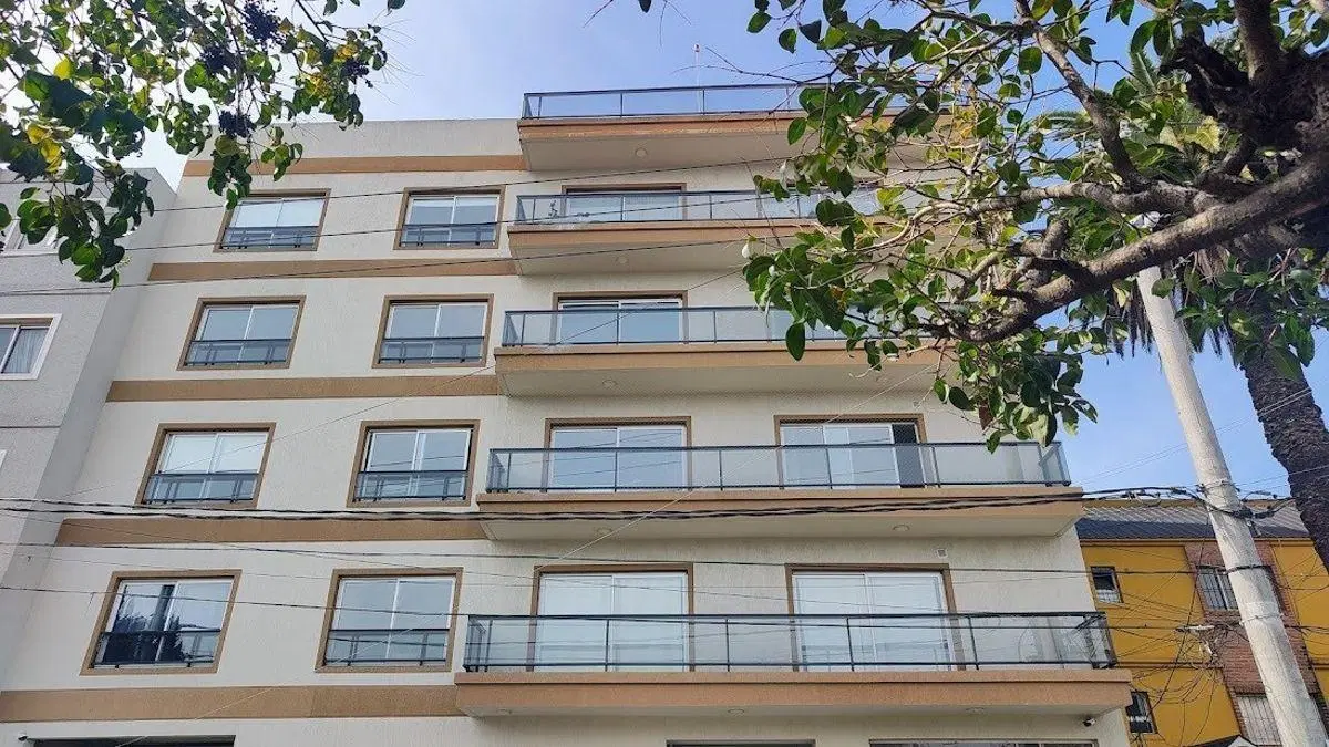 Venta departamento 2 ambientes moreno 3