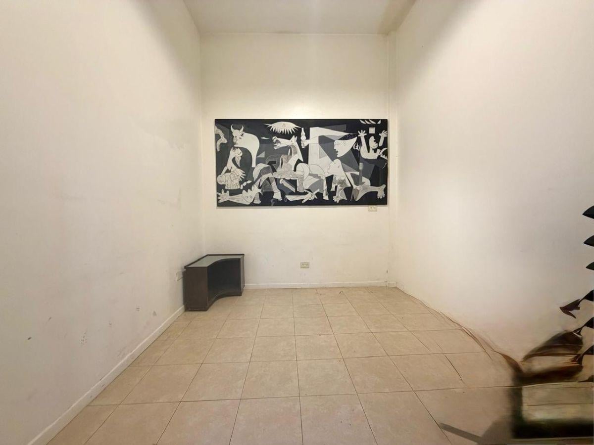 Foto de Alquiler Local Comercial en Morón Centro - 80 m² con Despachos, imagen 1
