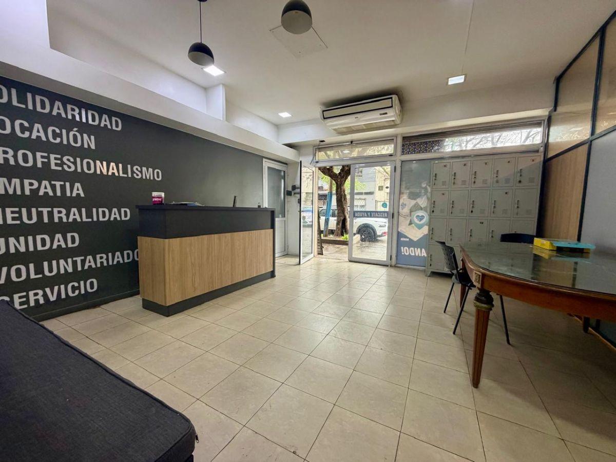 Foto de Alquiler Local Comercial en Morón Centro - 80 m² con Despachos, imagen 2