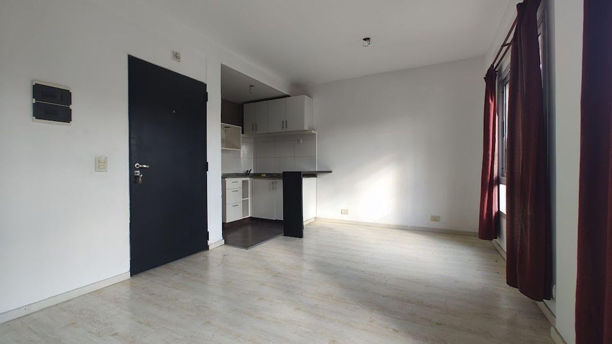 Foto de ALQUILER DEPARTAMENTO 2 AMBIENTES VILLA SARMIENTO CON TERRAZA PROPIA, imagen 2