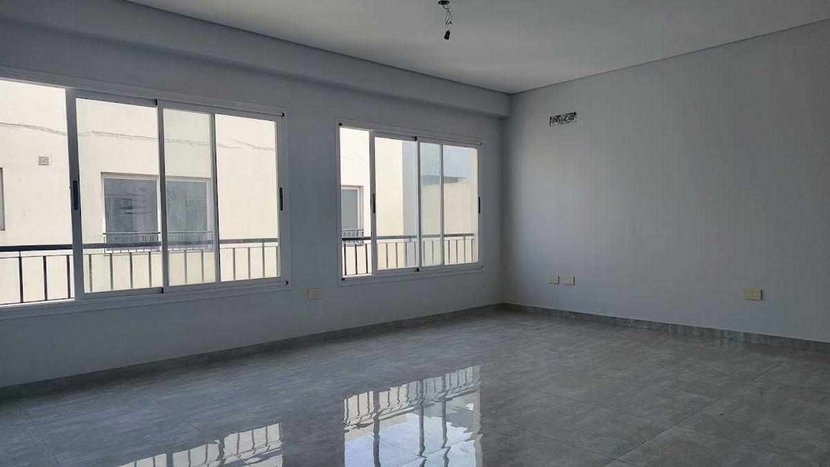Foto de DEPARTAMENTO 2 AMBIENTES EN VENTA MORENO CENTRO CON TOILETTE, GIMNASIO, imagen 5